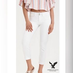 American Eagle, Size 6, Artist Crop Women’s Raw Hem, White